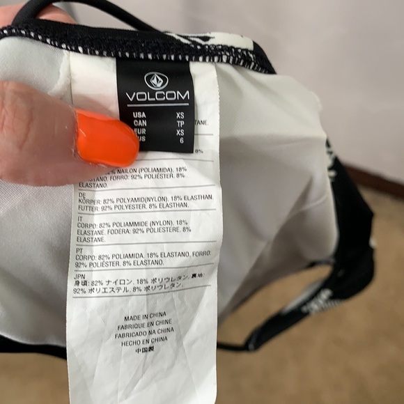 Volcom Black Zebra Palm Tree Bikini Top XS SW2069 - Picture 4 of 6